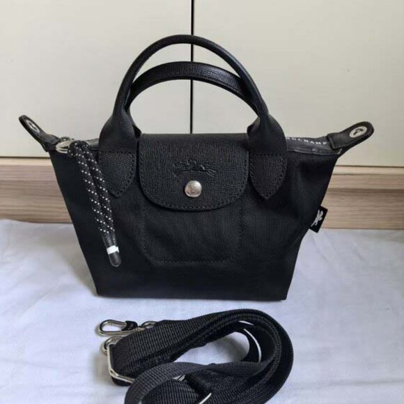 Longchamp Handbags - Longchamp Fashion Black Mini Bag